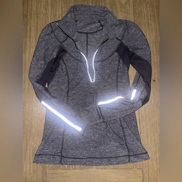 Lululemon Womens Half Zip size 10 - Picture 8 of 8